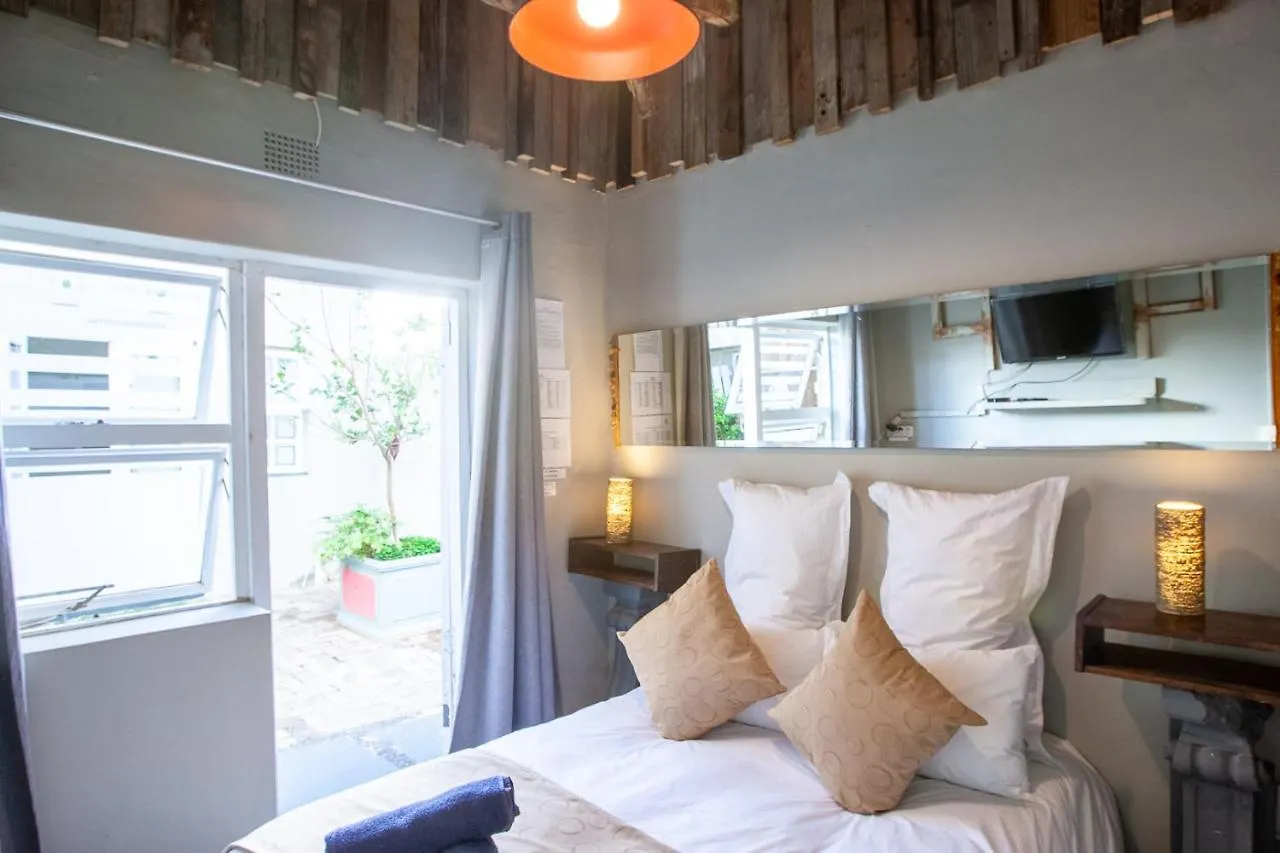 Melite Rooms Strand